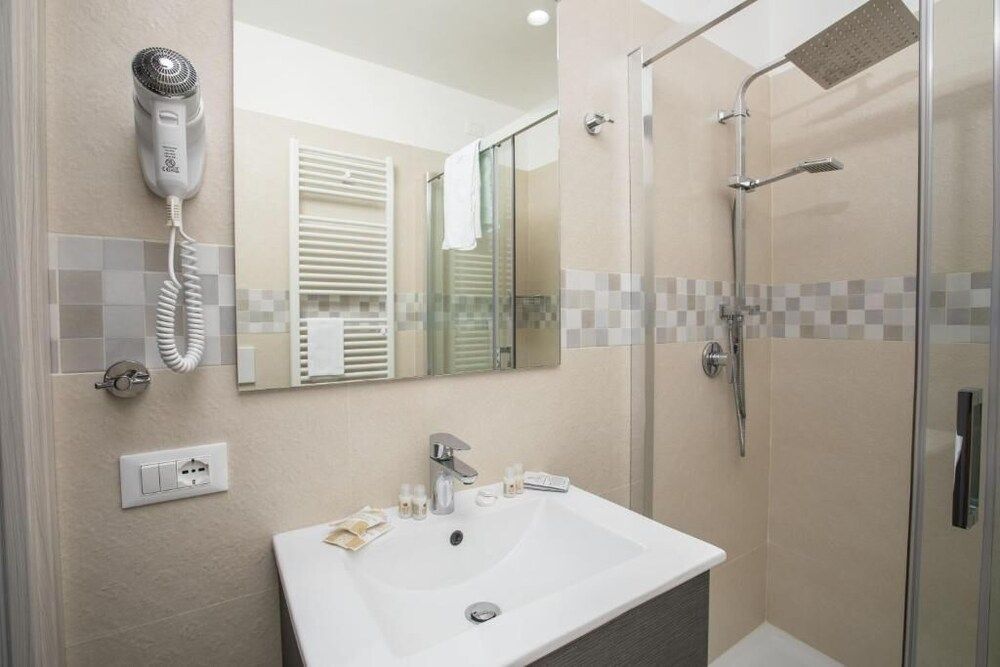 Comfort Double or Twin Room, Private Bathroom, Sea View