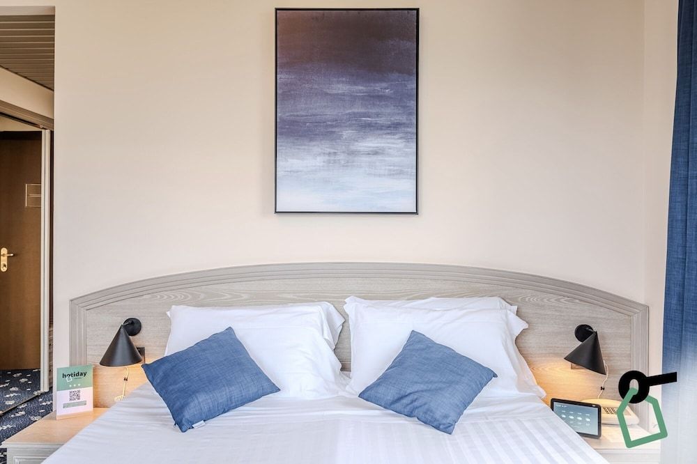 Hotiday Room Collection - Stresa Classic Double Room, Balcony 8