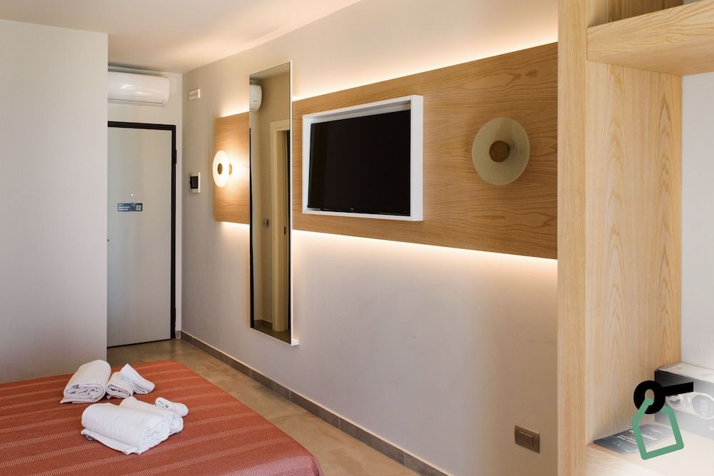 Hotiday Apartments Torre Lapillo Classic Apartment, Balcony 6