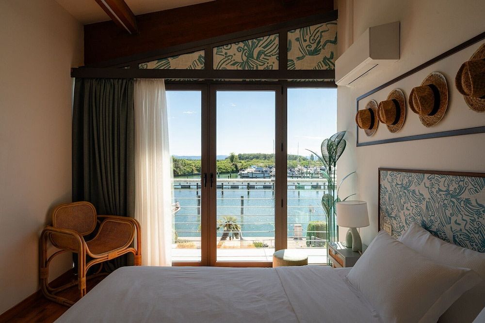 Hotiday Grado Marina Deluxe Double Room, Sea View 2