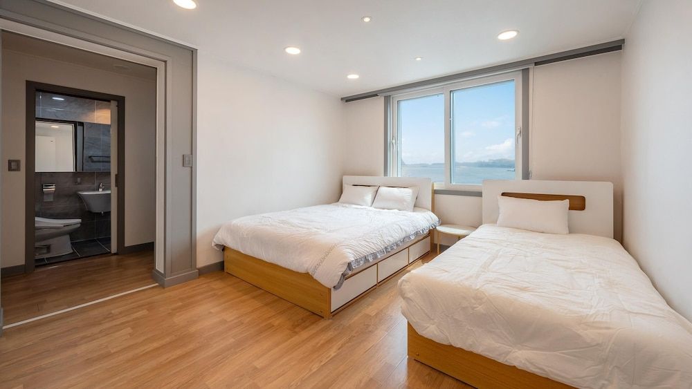 Donghae Hill Stay Pension Basic Room, 2 Bedrooms (STAY3(Ocean view,BBQ)) 2