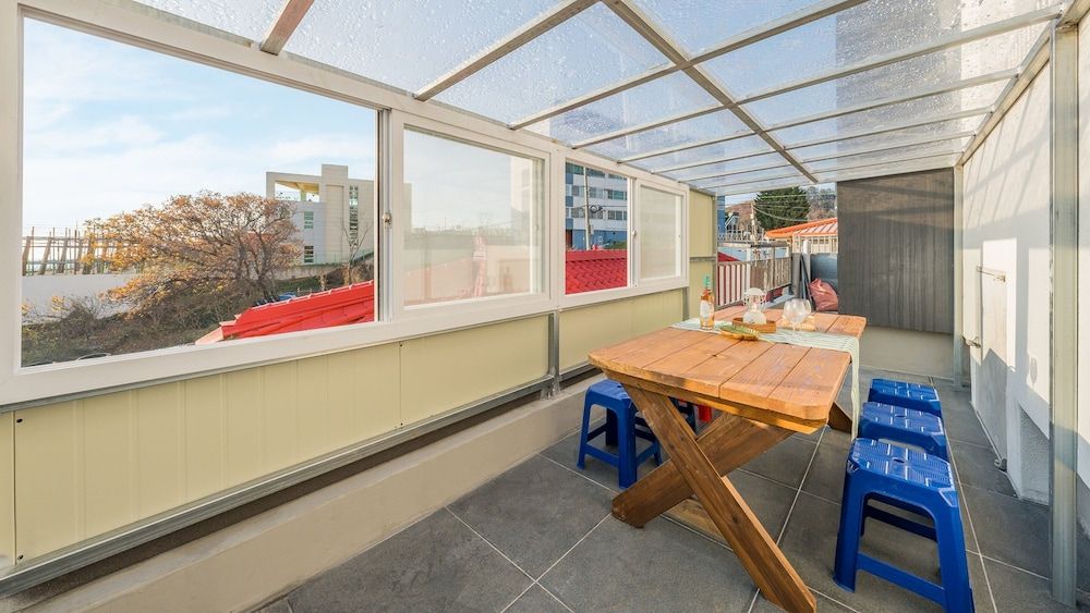 Donghae Hill Stay Pension Basic Room, 2 Bedrooms (STAY1(Ocean view,BBQ)) 6