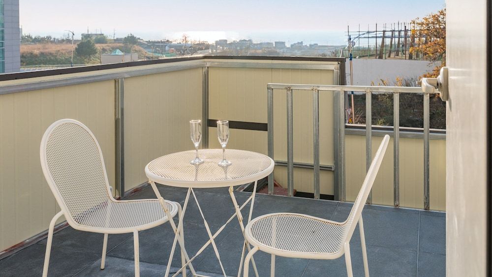 Donghae Hill Stay Pension Basic Room, 2 Bedrooms (STAY1(Ocean view,BBQ)) 10