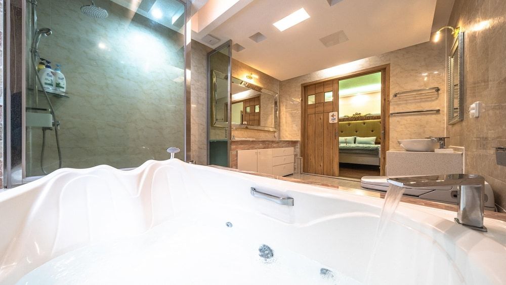 Hoengseong Withpet Village Basic Room, 3 Bedrooms (Yellow Room) 7