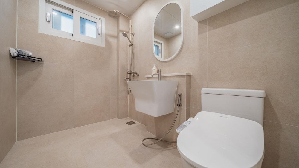 Pohang Etoile Poolvilla Basic Room, 1 Bedroom (A101 (Ocean View/ Private BBQ)) 2