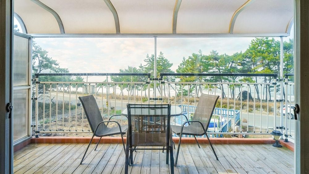 Boeryeong Rainbow Oceanview Pension Basic Room, 1 Bedroom (Room 101, Building A) 3