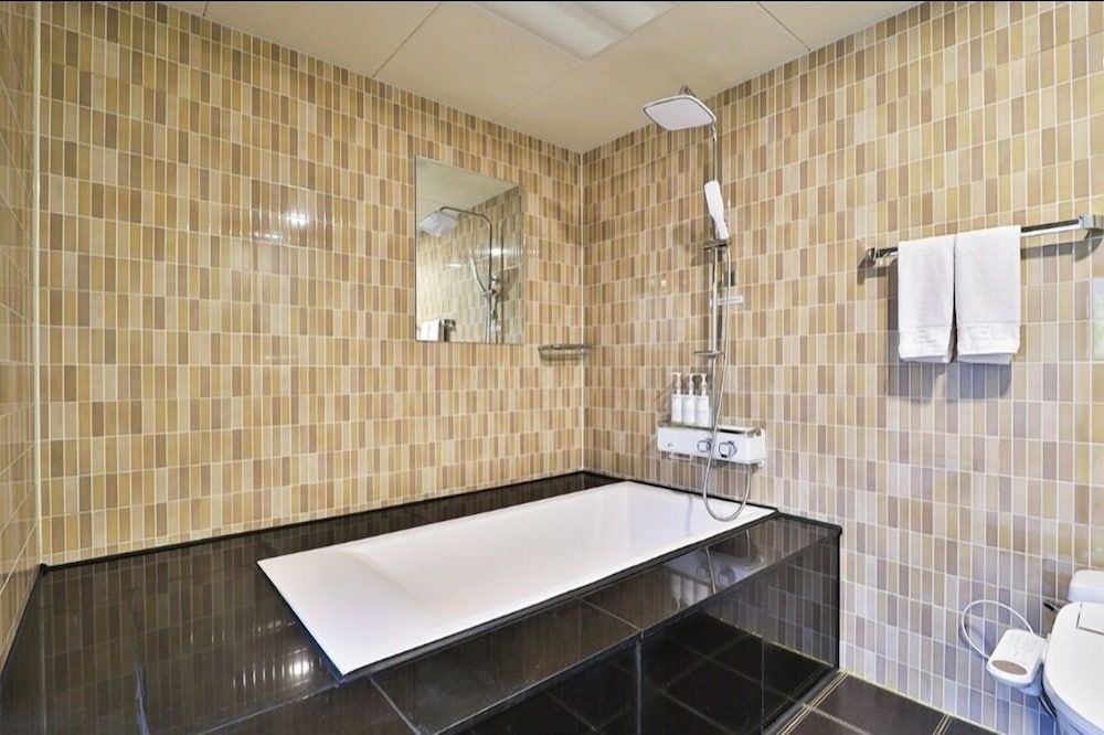 Hotel 701 Superior Room 12