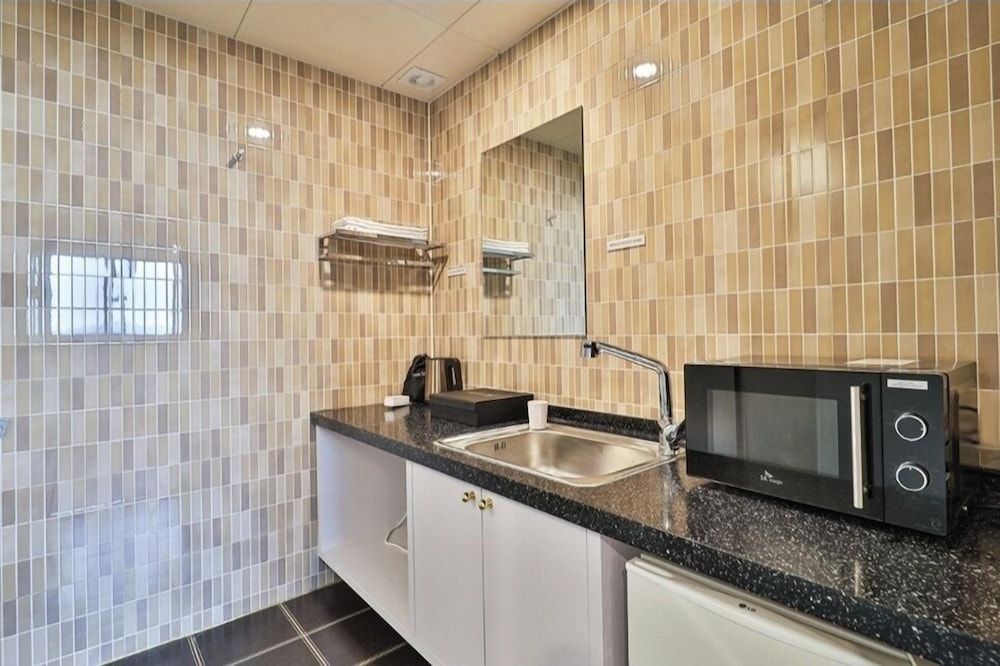 Hotel 701 Superior Room 10