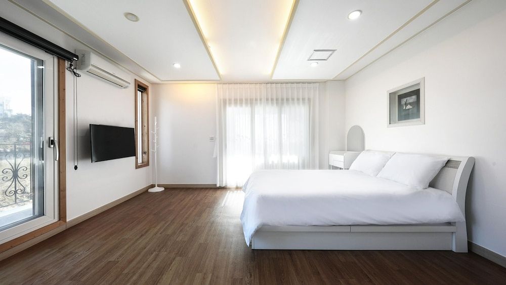 Ganghwa Hanabi Pension