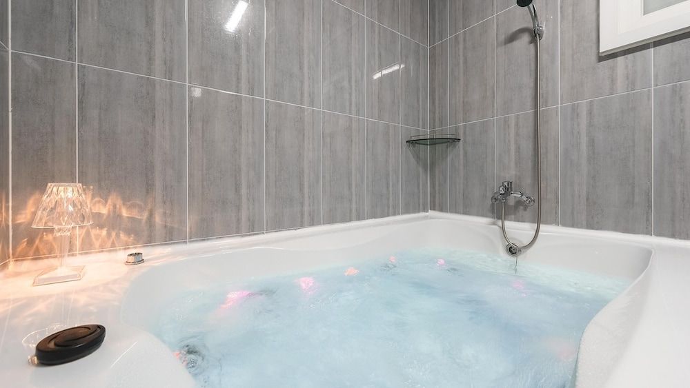 Anmyeondo Town 1967 Dog Pool Villa Basic Room, 1 Bedroom (Poodle102) 7