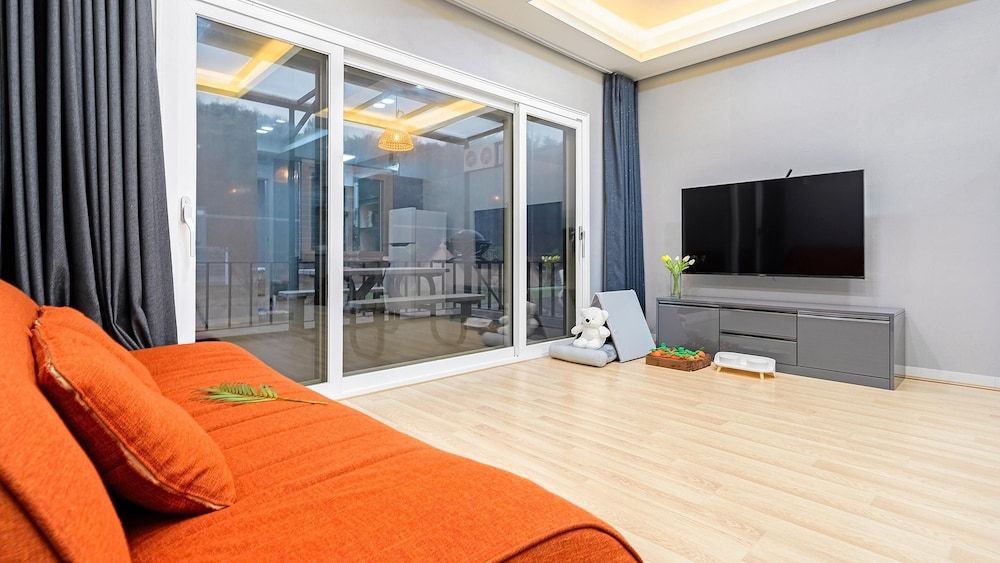 Anmyeondo Town 1967 Dog Pool Villa Basic Room, 1 Bedroom (Poodle102) 13