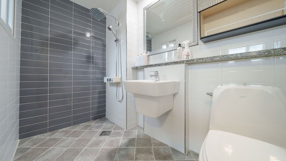 Geoje Beachwhite Pension Basic Room, 1 Bedroom (white 302) 6