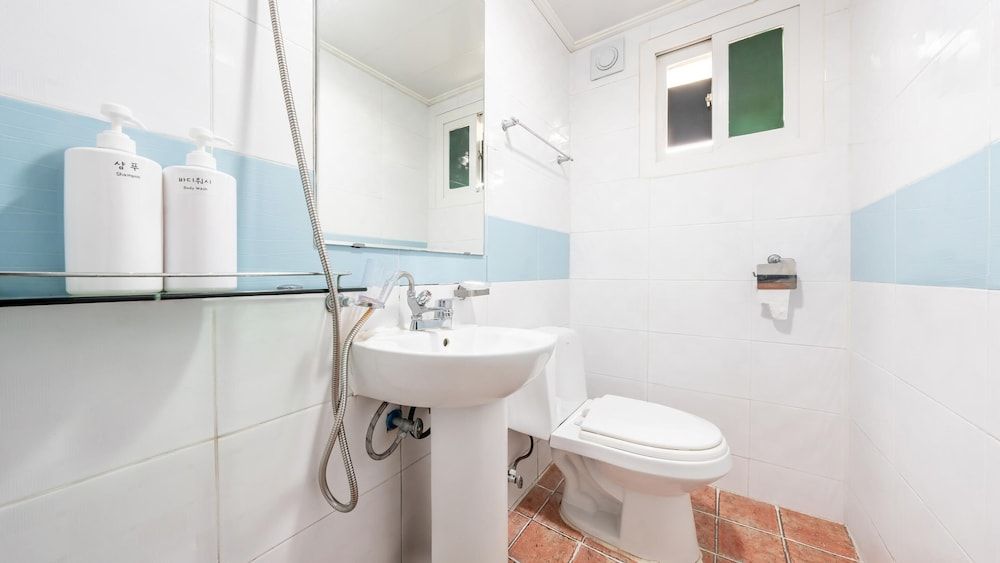 Gapyeong Lucerne Kids Spa Pension Basic Room, 1 Bedroom (101(with pet)) 6