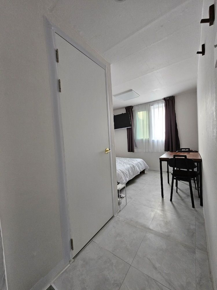 Anjin2ne Standard Room 6