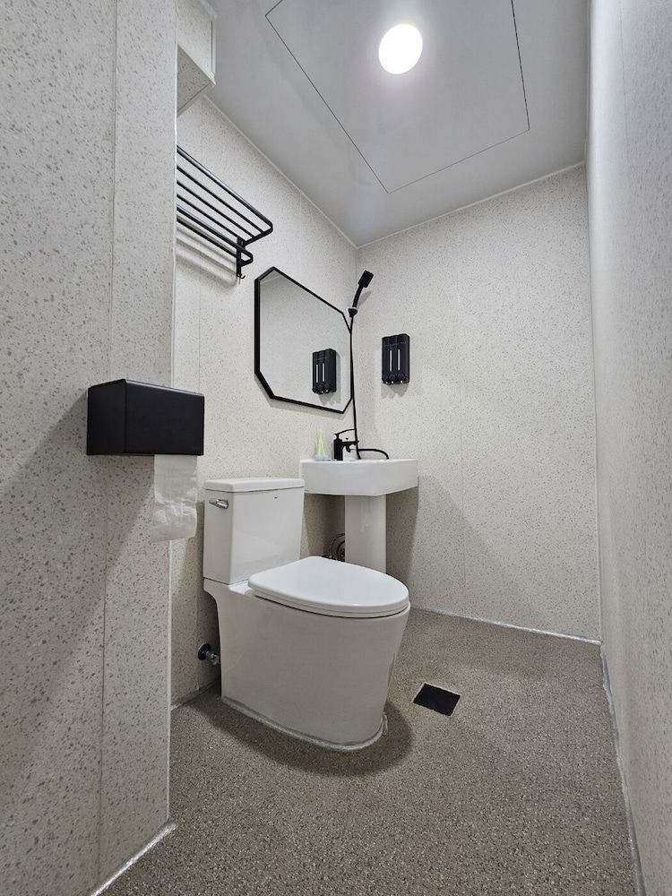 Anjin2ne Standard Room 4