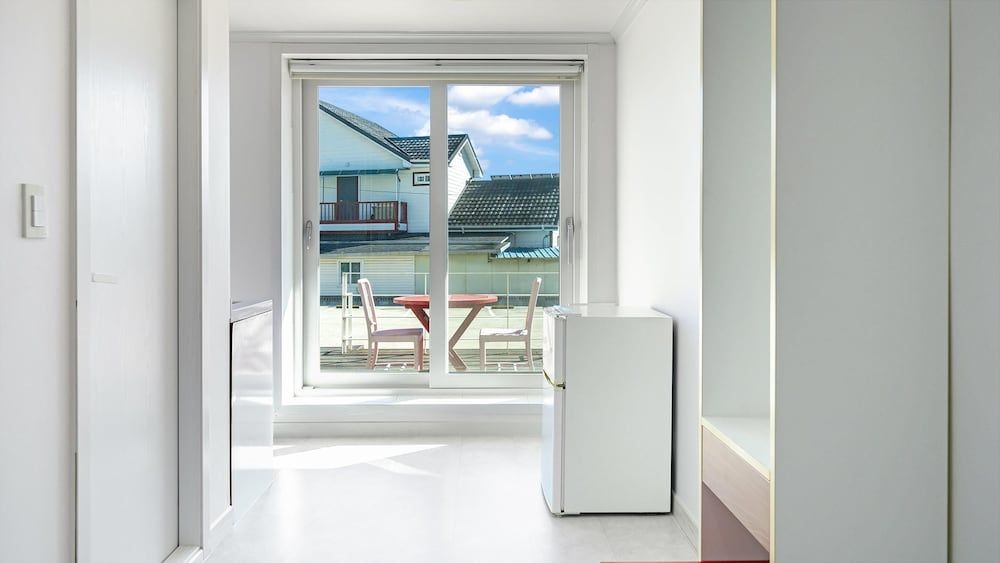 Gangneung Lacblanc Pension Basic Room, 1 Bedroom (102) 11