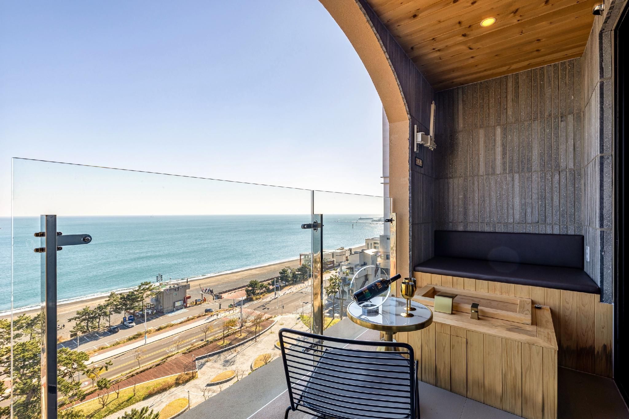 Sunrise Ocean View Semi-Ryokan-Style Room