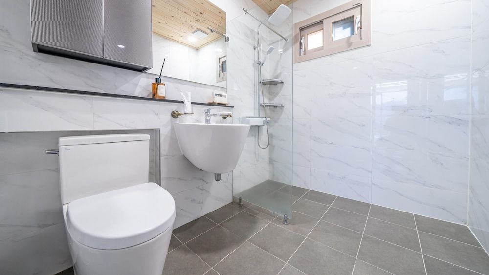 Namhae Eagless Poolvilla Pension Basic Room, 1 Bedroom (bluedong) 5