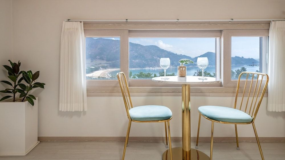 Namhae Eagless Poolvilla Pension Basic Room, 1 Bedroom (bluedong) 3