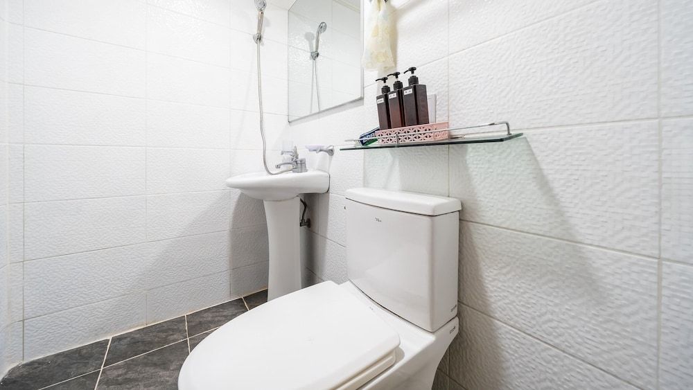 Jebudo Gloria Pension Basic Room, 1 Bedroom (201) 3