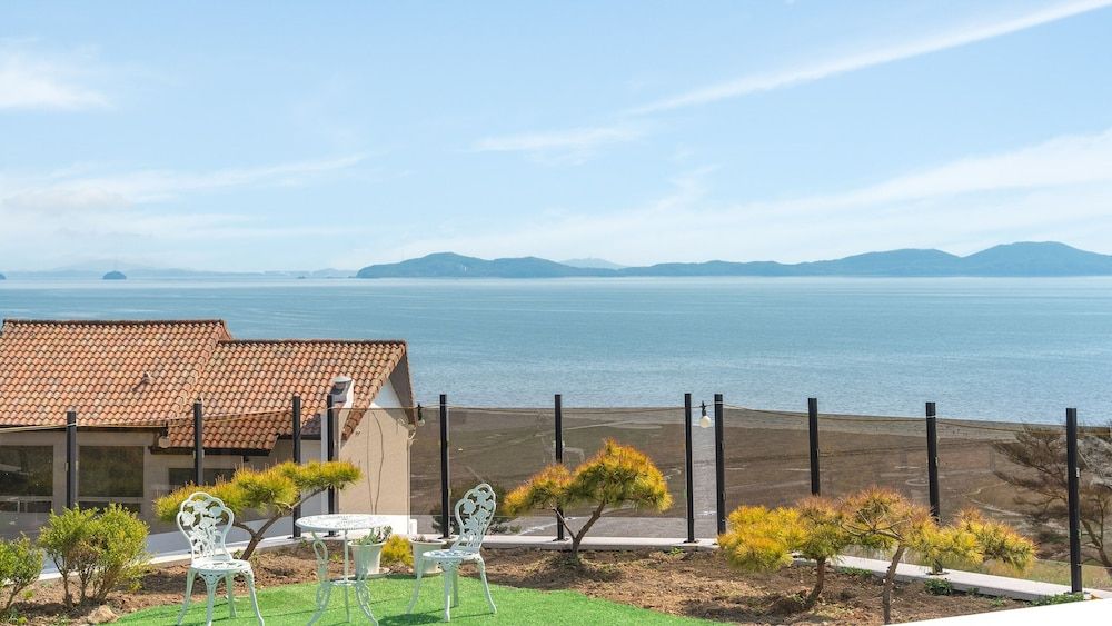 Ganghwado Narangstay Poolvilla Pension Basic Room, 3 Bedrooms (Narangstay (Oceanview,Poolvilla)) 8