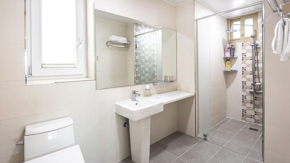 Wonju Quirinale Pension Basic Room, 1 Bedroom (deulkkot) 7