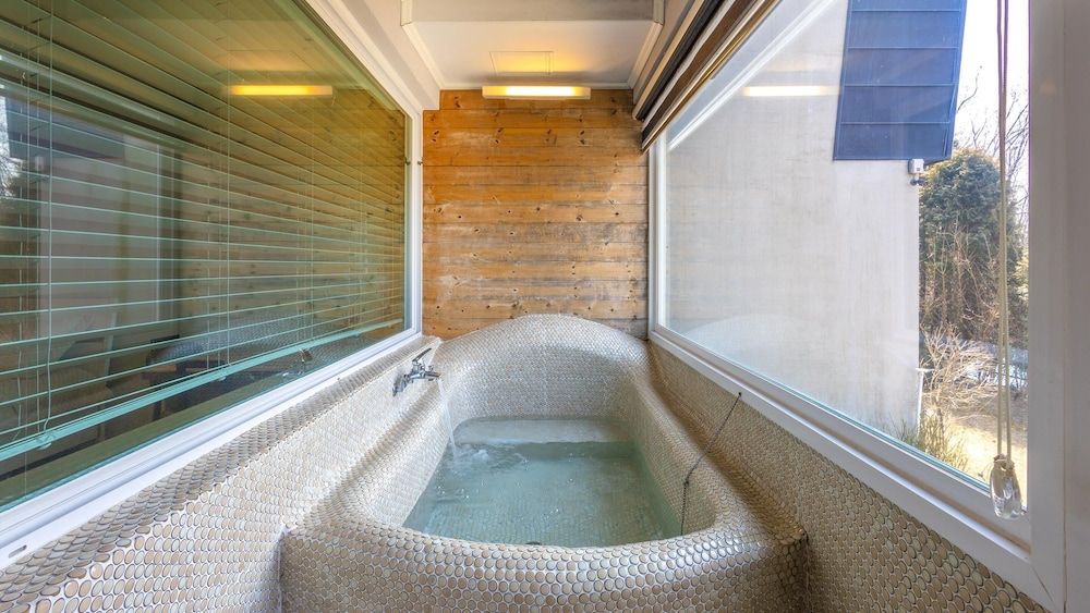 Wonju Quirinale Pension Basic Room, 1 Bedroom (deulkkot) 8