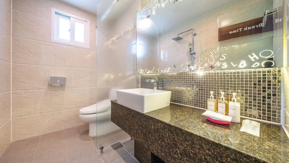 Geoje Break Time Pension Basic Room, 1 Bedroom (Room 201(spa,with pet)) 6