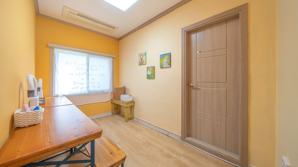 Yeosu Canada meo Village pet Pension Basic Room, 3 Bedrooms (Family Room) 13