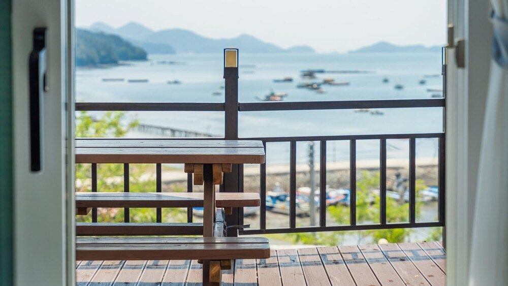 Yeosu Arum Oceanview Whole House Pension Basic Room, 1 Bedroom (Room 101) 5
