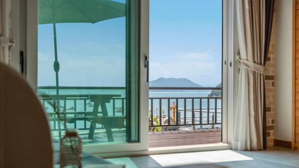 Yeosu Arum Oceanview Whole House Pension Basic Room, 1 Bedroom (Room 102) 4