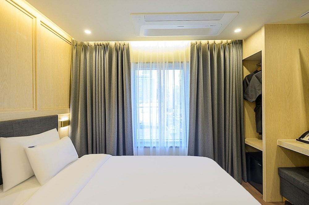 Mokpo H Avenue Hotel Peace Plaza Standard Room 2