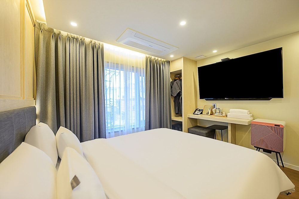 Mokpo H Avenue Hotel Peace Plaza Standard Room 3