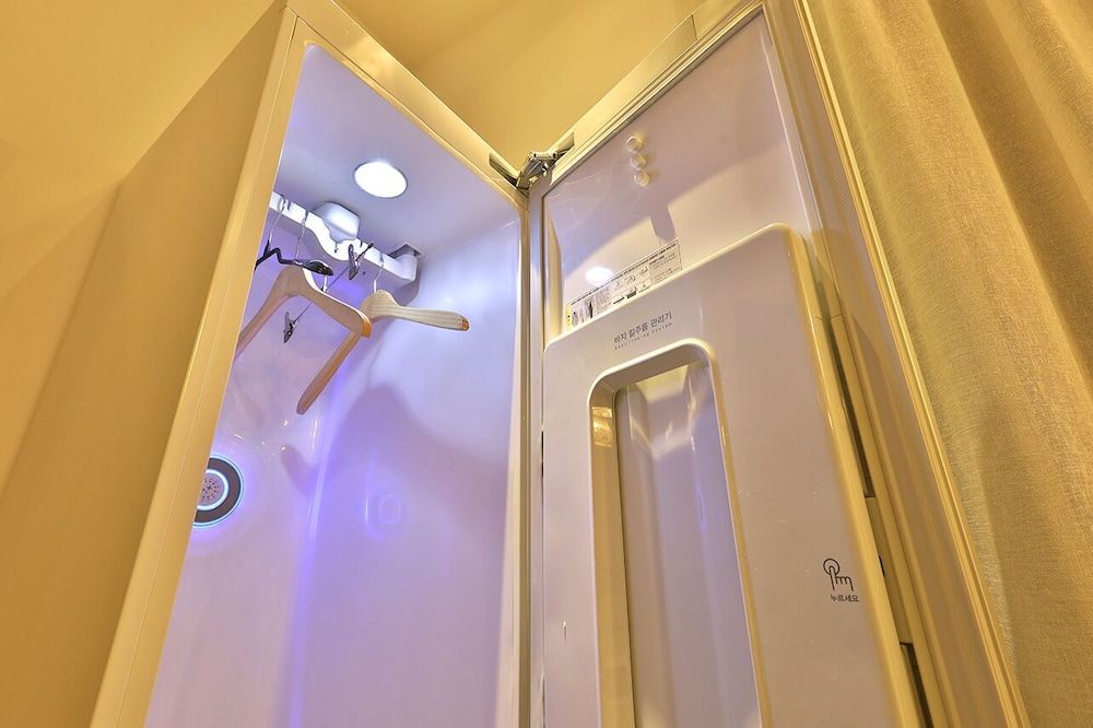 Hotel February Gimhae Suite Twin 6