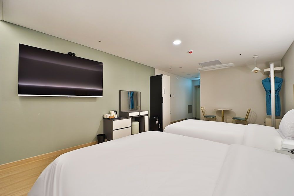 Gimhae Eobang-dong City Hotel Premier Twin Room 13