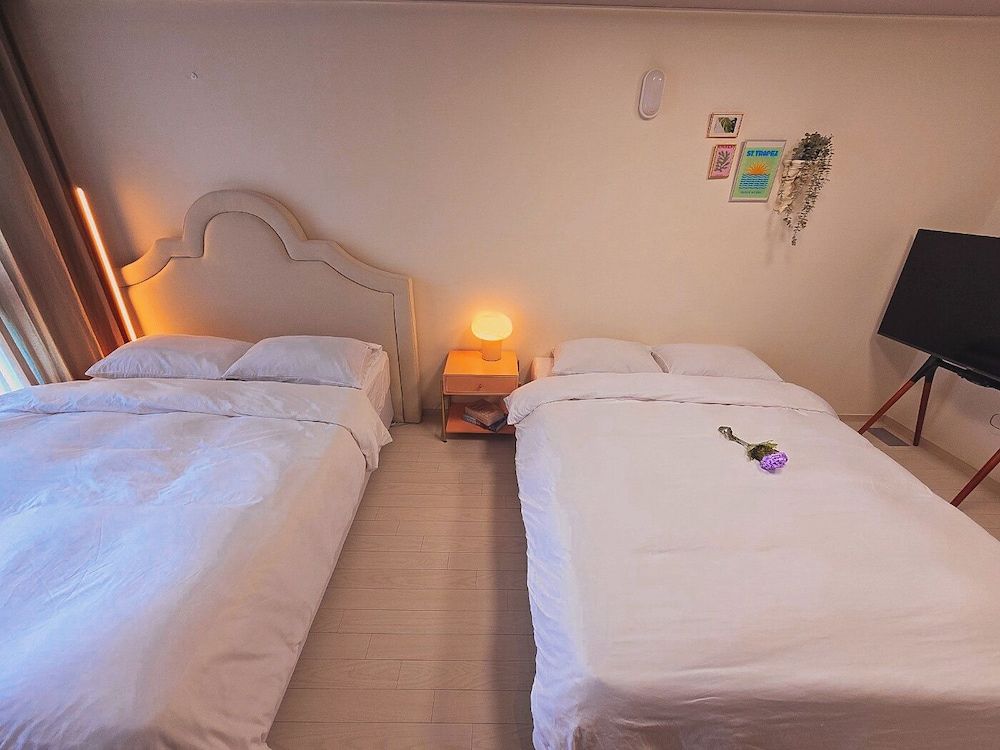 Daegu Dongseongro Star B&B Business Hotel Youth Suite