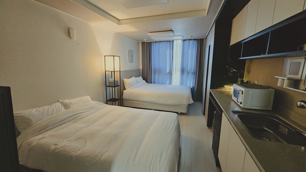 Daegu Dongseongro Star B&B Business Hotel Youth Suite 7