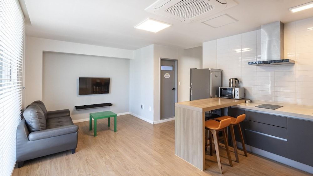 Boryeong Lehouse Pension Basic Room, 1 Bedroom (204(terrace)) 4