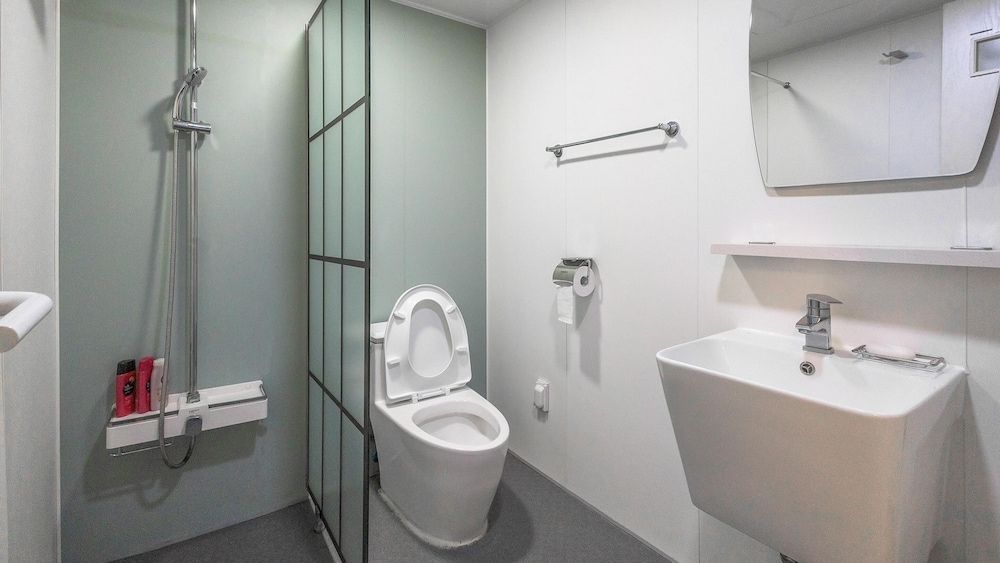 Boryeong Lehouse Pension Basic Room, 1 Bedroom (301(ocean view)) 5