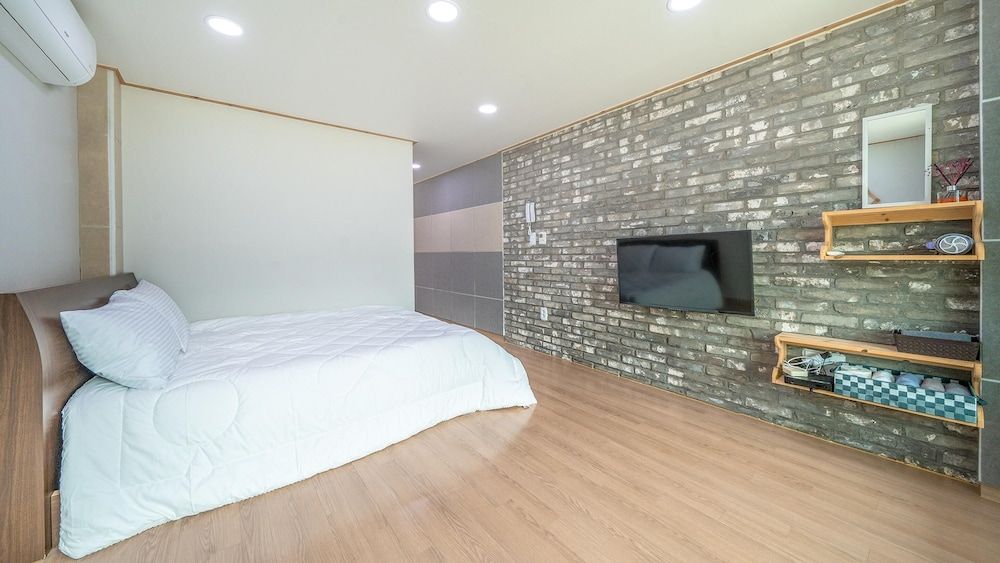 Inje Darani pet Pension Basic Room, 1 Bedroom (room201)