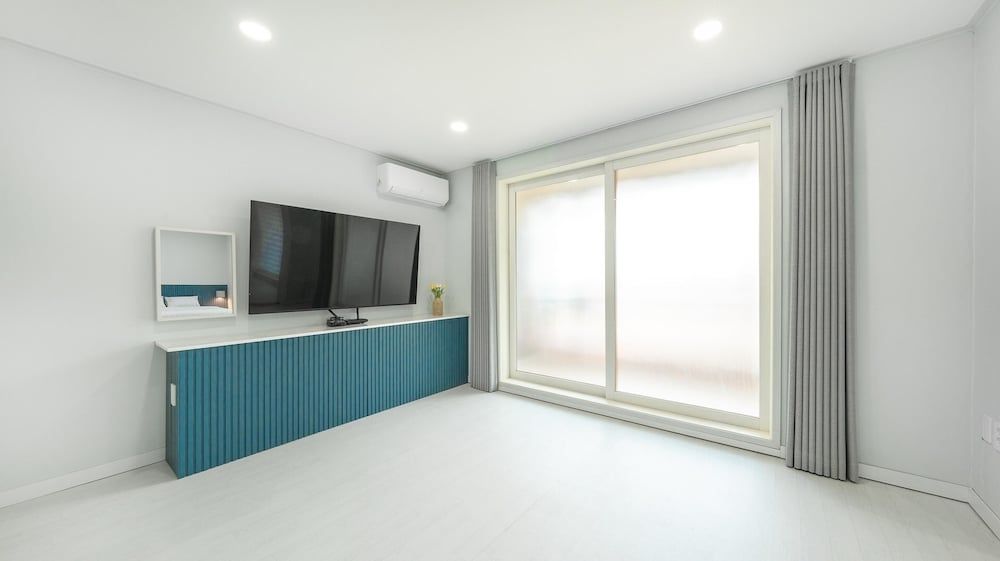 Taean Yeonpo Haibada Pension Basic Room, 1 Bedroom (two room C) 5