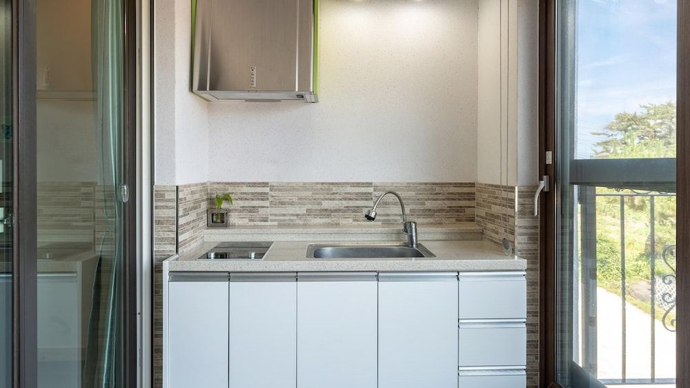 Namhae Ryu&lee Pet Pension Basic Room, 1 Bedroom (Piano) 8