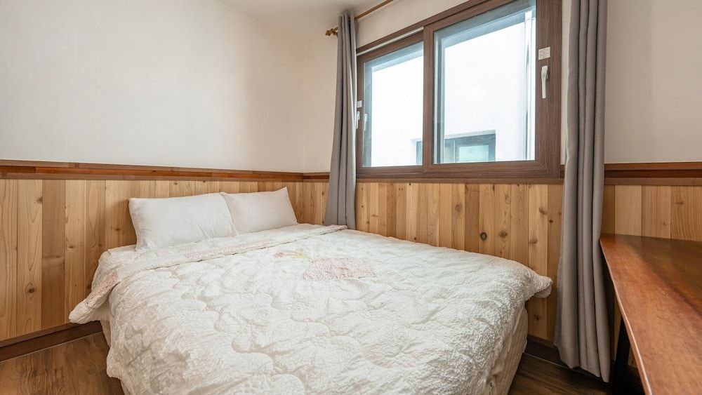 Namhae Ryu&lee Pet Pension Basic Room, 1 Bedroom (Piano) 3