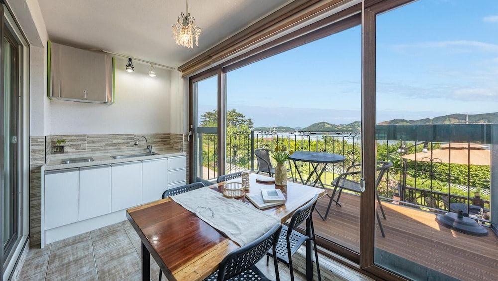 Namhae Ryu&lee Pet Pension Basic Room, 1 Bedroom (Piano) 5