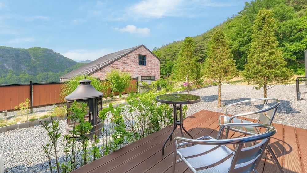 Danyang Dandelion Pool Villa Basic Room, 1 Bedroom (Building C) 3