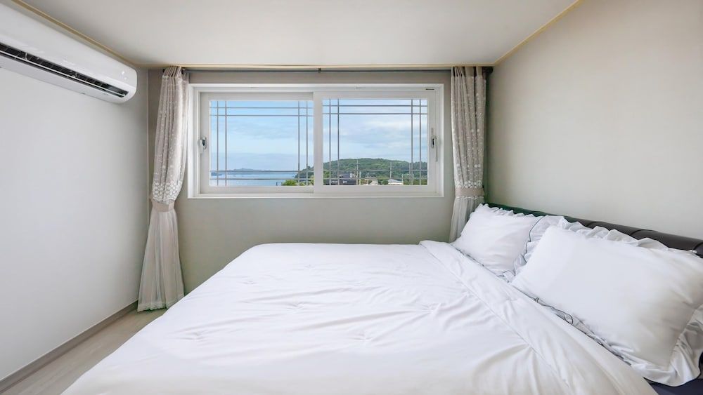 Daebudo Idea Ocean View Pension Basic Room, 1 Bedroom (orange)