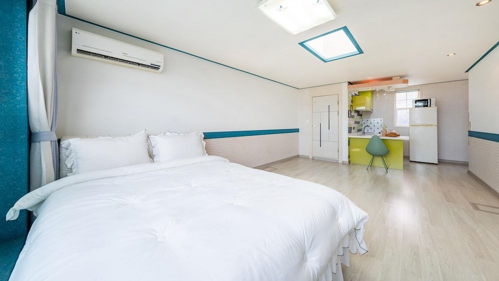 Daebudo Idea Ocean View Pension Basic Room, 1 Bedroom (apple)