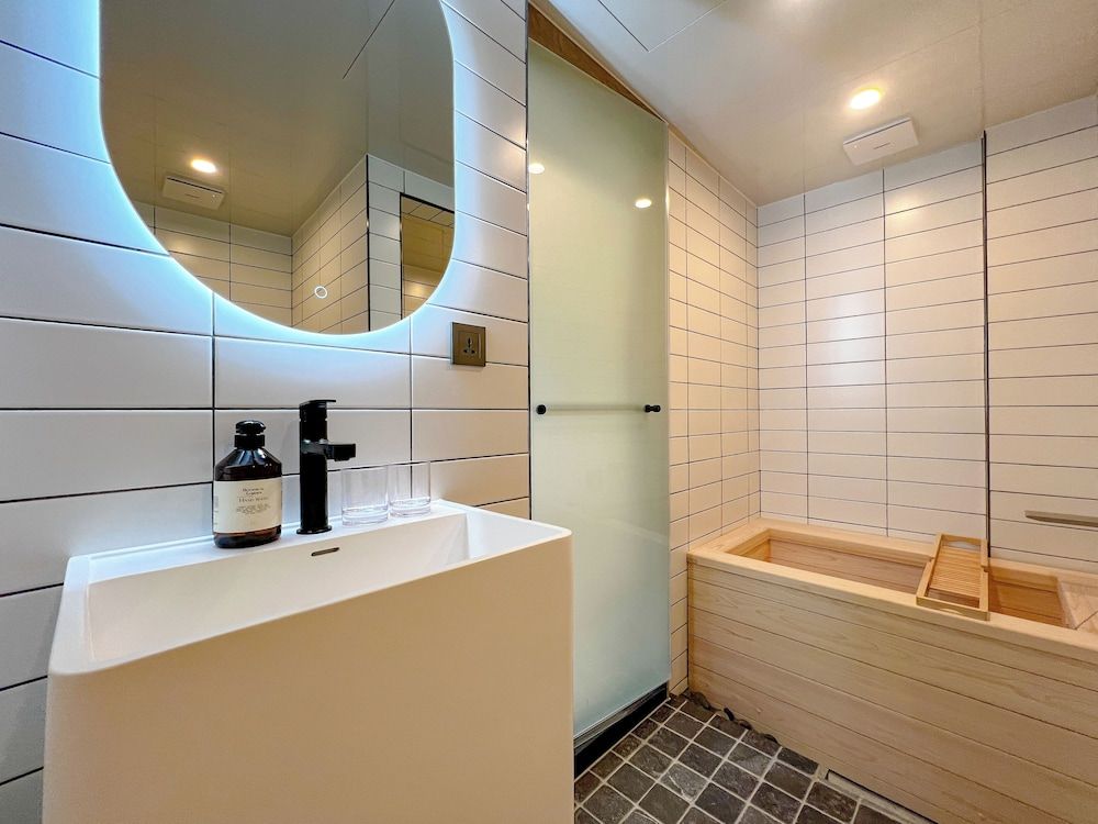 HOTEL KANWOLGE Deluxe Single Twin Hinoki Mountain View 20