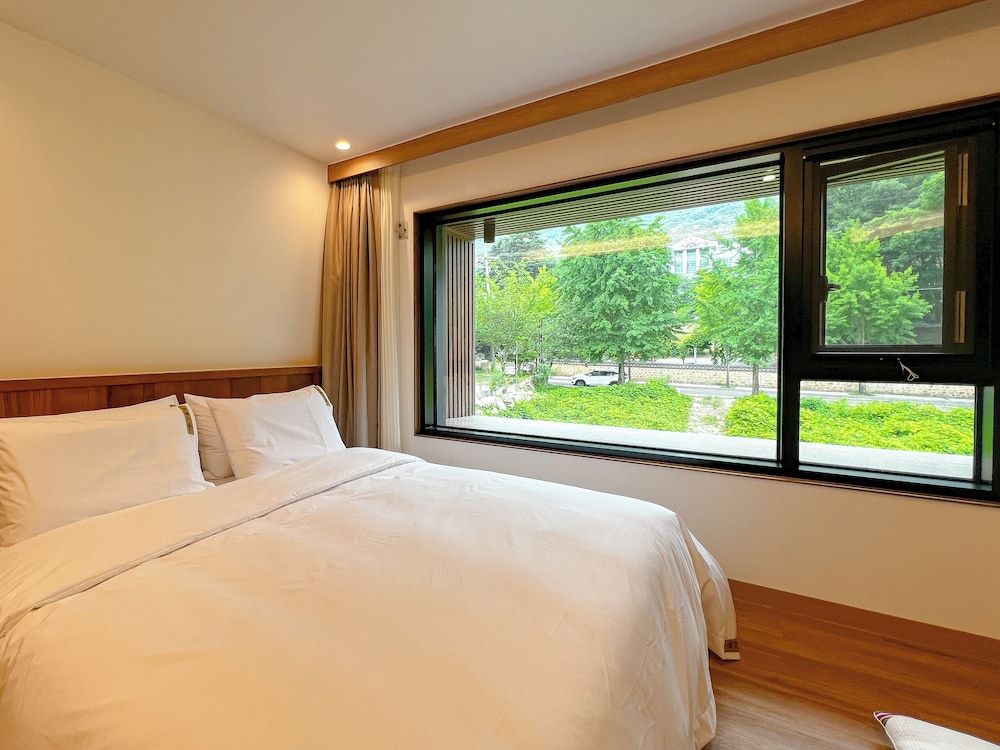 HOTEL KANWOLGE Junior Suite Mountain View 2