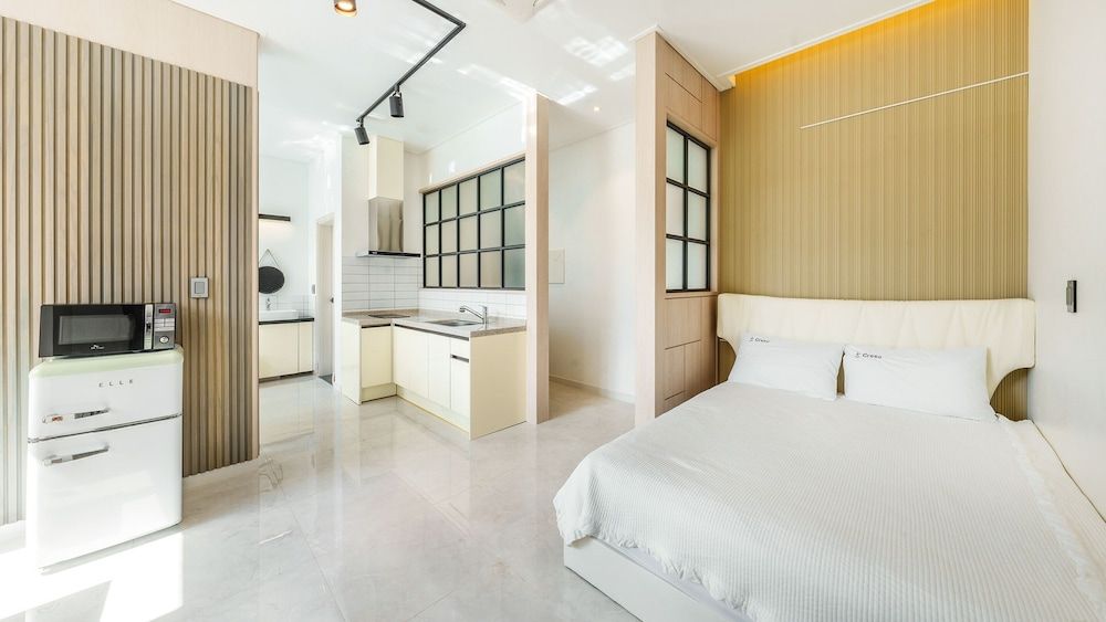 Gangneung Cresostay Pension Basic Room, 1 Bedroom (Room 202)